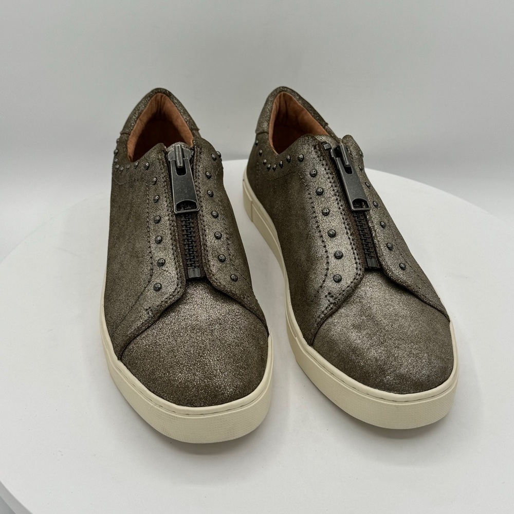 Frye & Co Victoria Moto Stud Metallic Leather Womens Sneakers  Size 11  NEW